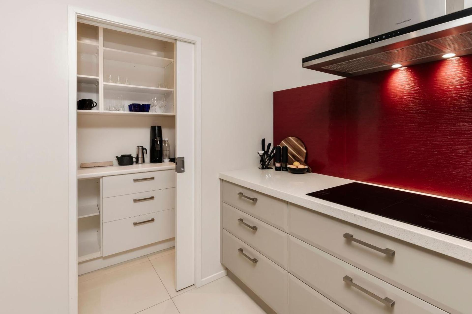 Modern Townhouse In Strandon Holiday home New Plymouth