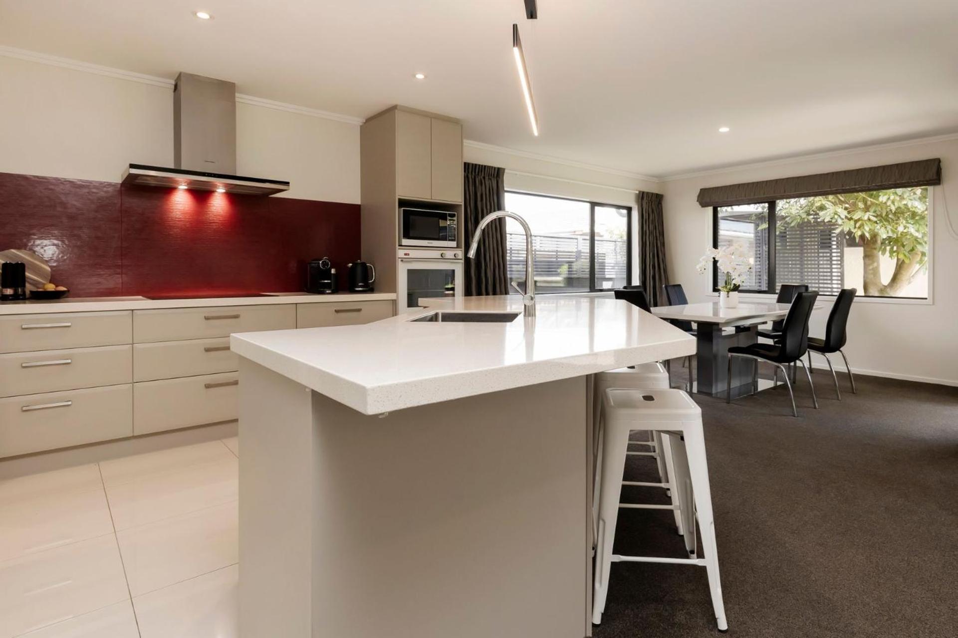 Modern Townhouse In Strandon Holiday home *